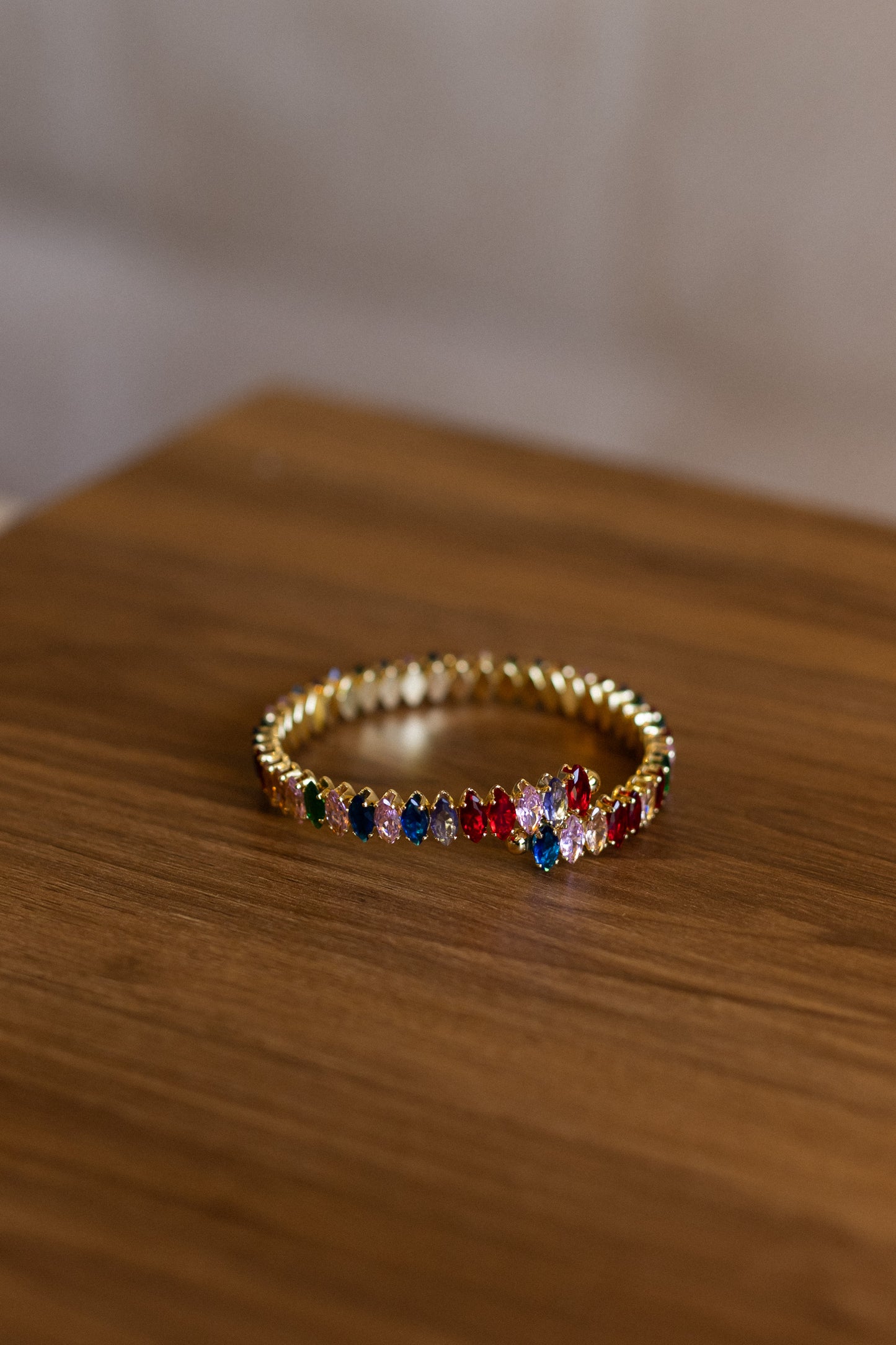 Essence bangle