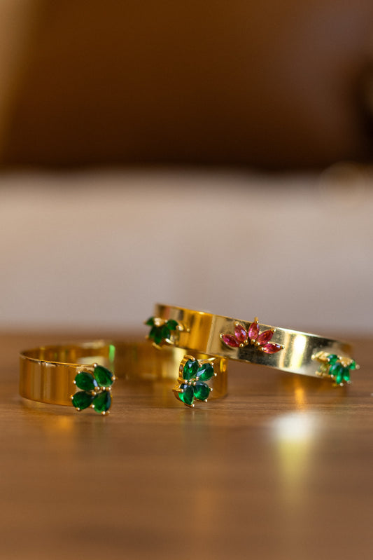 Emerald lush bangles